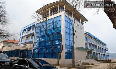 СПА ваканция за двама в Хисаря. Делничен или уикенд за двама със закуски или закуски и вечери + СПА - цена 116лв. на човек