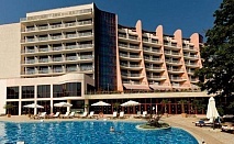 БЕЗПЛАТНО за ДВЕ деца до 13 год. на Ултра Ол Инклузив в хотел Doubletree by Hilton - Златни пясъци, 2 външни басейна, вътрешен басейн, анимация за деца/ 09.09.2019 - 15.09.2019