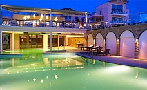 Гърция Ви очаква през м.Юли и м.Август! 7 нощувки + закуски и  вечери в Хотел Istion Club 5*, Халкидики