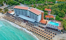 Hotel AMMON ZEUS, Халкидики, разположен на чистия и пясъчен плаж на Калитеа със закуска