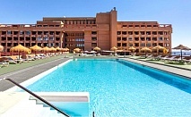 Хотел Las Palmeras 4* в Коста дел Сол, Испания: Насладете се на плажните вълни и интересни забележителности