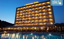 Лятна почивка в хотел Детелина 3*, Златни пясъци! 1 нощувка на база All inclusive, ползване на басейн с чадър шезлонг , безплатно за дете до 12г.!