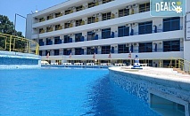 Лятна ваканция в хотел Карнивал, Златни пясъци - all inclusive light