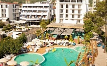  Лято в Дурас, Албания! Самолетен билет от София + 7 нощувки на човек със закуски и вечери в хотел Garden Palace Golem 4* 