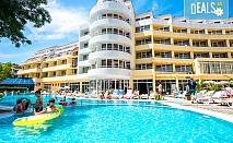 На 100 метра от плажа  в Сън Палас  4*, Слънчев Бряг! Нощувка на база All Inclusive, открит басейн с шезлонги и чадъри, детски басейн, анимация, безплатно за дете до 11.99 г. 