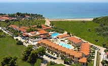 На море на първа линия в Халкидики, Ситония! 7 All Inclusive нощувки във Village Mare Hotel 4*, със собствен транспорт, от Солвекс