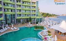 На море, на първа линия в хотел МПМ Арсена - Несебър, Ултра Ол Инклузив с чадър и шезлонг на плажа