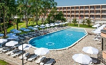  Нощувка на човек на база All inclusive + басейн и паркинг в хотел Рива**** на 120м. от плажа в Слънчев Бряг. Дете до 13г. - БЕЗПЛАТНО 
