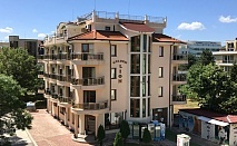  Нощувка  на човек в хотел Голден Лион, Приморско 