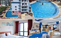  Нощувка на човек със закуска + басейн в хотел Надя, Приморско 