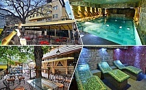  Нощувка на човек със закуска и вечеря + открит и закрит басейн с минерална вода и релакс зона от хотел България, Велинград 