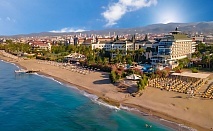  На първа линия в MC BEACH RESORT HOTEL 5*, Алания, Турция. Чартърен полет от София + 7 нощувки на човек на база Ultra All inclusive 