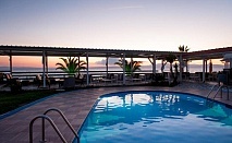  На първа линия в Hanioti Grand Otel 4*, Ханиоти, Гърция! 3+ нощувки на човек със закуски и вечери + басейн в Касандра 