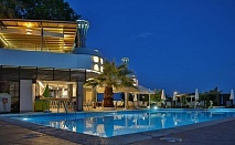  На първа линия на Олимпийска Ривиера, Гърция! 3+ нощувки със закуски на човек в Anais Hotel***, Коринос, Гърция 