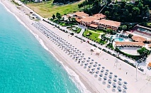  На първа линия в Possidi Holidays Resort & Suites Hotel*****,Посиди, Гърция! Нощувка за ДВАМА със закуски и вечери + басейн 