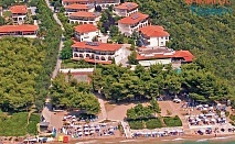 Почивка на Халкидики в хотел Portes Beach - закуска, вечеря и външен басейн