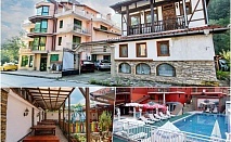  Почивка в Троянския балкан! Нощувка на човек със закуска + открит минерален басейн с джакузи в хотел Мания, село Чифлик 