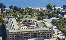 Празнувайте НОВА ГОДИНА 2015 в Анталия - Кемер! 4 нощувки на база ALL INCLUSIVE в Hotel Crystal De Luxe Resort 5* + двупосочен самолетен