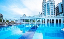  През октомври в Jadore Deluxe Hotel & Spa 5*, Сиде, Турция! Автобусен транспорт + 7 нощувки на човек на база Ultra All Inclusive + басейни. Дете до 11.99 г. безплатно! 