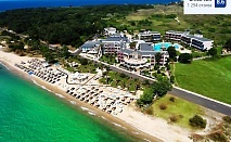  Ранни записвания на първа линия в Ilio Mare Beach Hotel 5*, Тасос, Гърция! Нощувка със закуска и вечеря на човек + басейн. Дете до 6г. БЕЗПЛАТНО! 