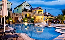  Релакс на о. Тасос! Нощувка + басейн в хотел Kastro до Скала Потамиас, Гърция! 