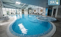 Уикенд семеен пакет в хотел Дипломат Плаза 4*, Луковит! Нощувка, закуска СПА, подарък - 1 час разходка с лодка/ водно колело , безплатно за дете до 5.99 г.