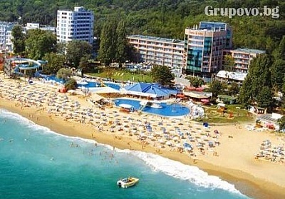 All Inclusive + басейн на първа линия до края на Октомври в Златни Пясъци, хотел Лилия 4****