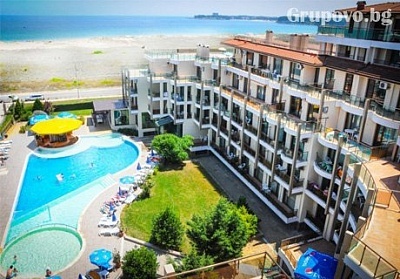 All Inclusive на ПЪРВА ЛИНИЯ + басейн и анимация в Престиж Сити 2, Приморско