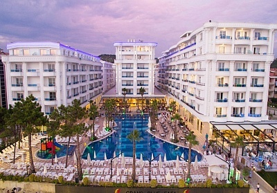 All inclusive на първа линия във FAFA BEACH HOTEL 4*, Дуръс, Албания! 7 All inclusive нощувки + самолетен билет от София