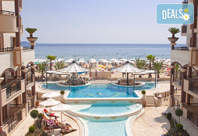 All Inclusive почивка в Голдън Рейнбоу ВИП Резиденс, к.к. Слънчев бряг! Нощувка, басейн, първа линия, безплатно за дете до 1.99 г.