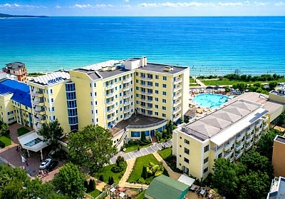 All Inclusive почивка в Приморско: Нощувка, безплатен вход за Аквапланет, хотел Перла Бийч