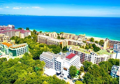  29 август - 9 септември в Златни Пясъци! Нощувка на човек на база All Inclusive + 5 басейна и СПА зона от Престиж Делукс Хотел Аквапарк Клуб****. Дете до 12.99г. - БЕЗПЛАТНО! 