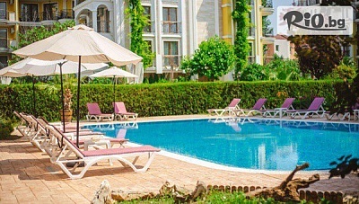 Цяло лято лято в Слънчев бряг! Нощувка на база All Inclusive + басейн, чадър и шезлонг + Безплатно за дете до 12 г., от Апартхотел Magnolia Garden