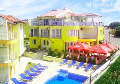  Цяло лято в Созопол на 150м. от плажа! 5 нощувки за 2-ма с 2 деца или 3-ма + басейн, шезлонг и чадър в семеен хотел Морска Вила 