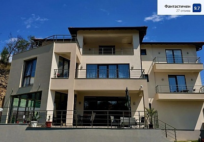 Делник в Огняново: The Hillside Villa с басейн, джакузи и сауна