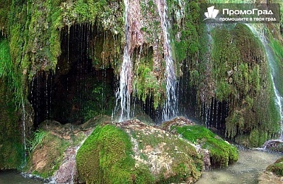 Еднодневна екскурзия до Крушунски водопади, Деветашката пещера, Ловеч за 26.50 лв.