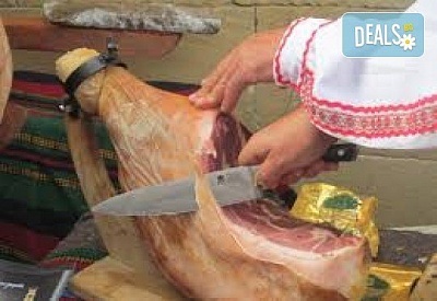 Еднодневна екскурзия за празника на Еленския бут с Дениз Травел