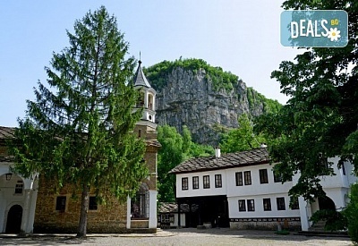 Еднодневна екскурзия до Трявна, Дряновския манастир, пещерата Бачо Киро и Боженци - транспорт от Плевен и водач от Дари Травел