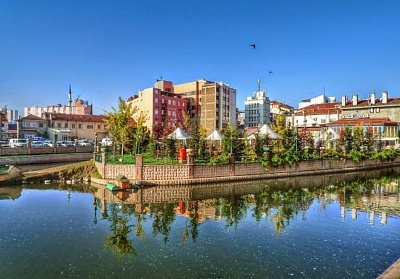 Екскурзия до Ескишехир и Бурса, Турция! Автобусен транспорт + 3 нощувки със закуски на човек + панорамна обиколка на Ескишехир + посещение на МОЛ Еспарк
