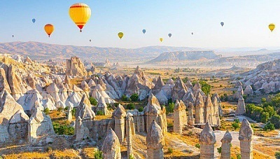 Екскурзия до Кападокия! 3 или 4 нощувки със закуски в бутиков Hotel Elika Cave Suites + двупосочен самолетен билет и екскурзия до крепостта Учхисар Калеси и Аванос, от Онекс Тур
