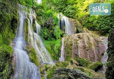 Екскурзия до Крушунски водопади, Деветашка пещера и Ловеч с еднодневна екскурзия с осигурен транспорт и екскурзовод от Глобул Турс!
