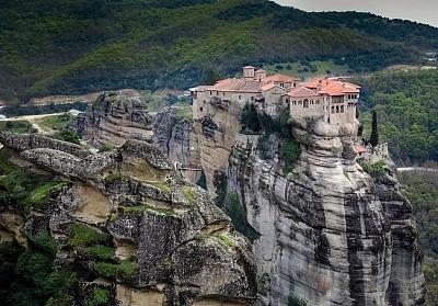 Екскурзия до Олимпийска ривиера, посещение на Метеора и Солун