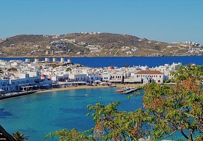 Екскурзия до остров Миконос, Гърция през септември 2021. Автобусен транспорт + 4 нощувки на човек със закуски! 