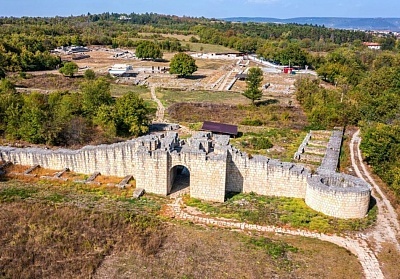 Екскурзия до Плиска, Златни пясъци, Балчик и Преслав с автобус