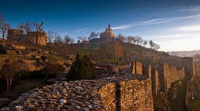 Екскурзия за празника на Велико Търново на 22.03. + посещение на Арбанаси! 