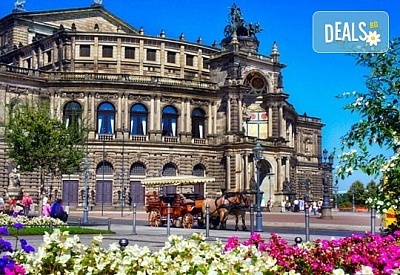 Екскурзия през септември до Прага, Дрезден, Виена, Братислава, Будапеща! 3 нощувки със закуски, транспорт с автобус и самолет, обиколка на Дрезден с екскурзовод