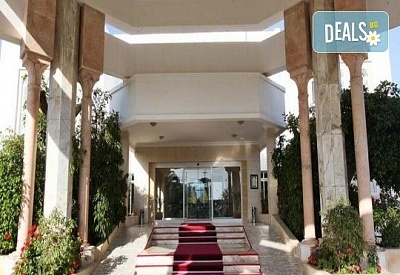 Екзотична почивка в Тунис от Караджъ Турс! 7 нощувки на база All Inclusive в хотел El Mouradi Mahdia 5*, самолетен билет, летищни такси и трансфери