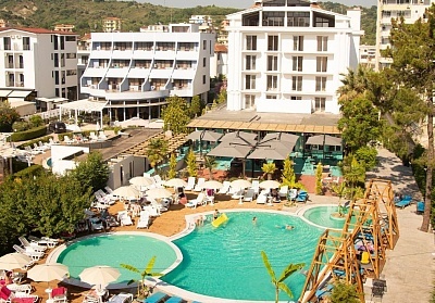 Garden Palace Golem 4* в Дуръс, Албания - Полет от София с 4 Нощувки