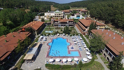 Гергьовден на Халкидики! 2 нощувки със закуски и вечери в Simantro Beach Resort Hotel 5* + транспорт, от Йонека турс