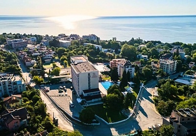 Хотел Детелина, Златни пясъци: All inclusive нощувка с басейн и паркинг